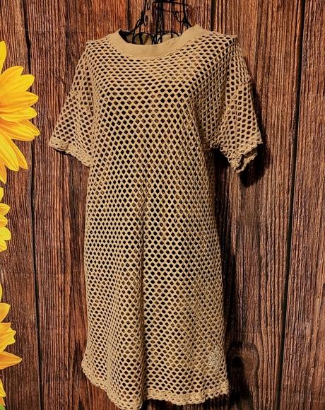 Forever 21 Fish-Net Top - Picture 2 of 5